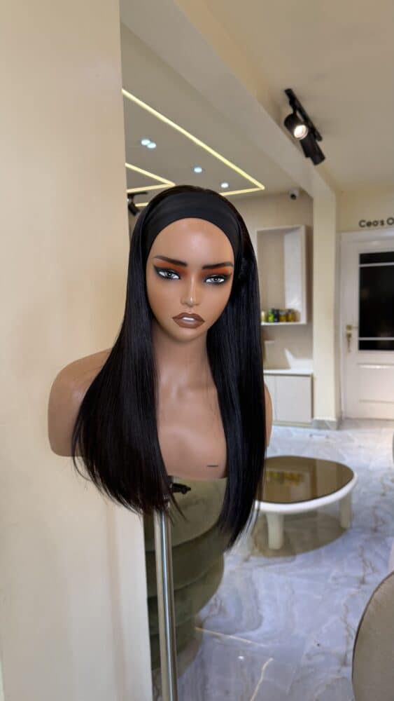 Band wig straight