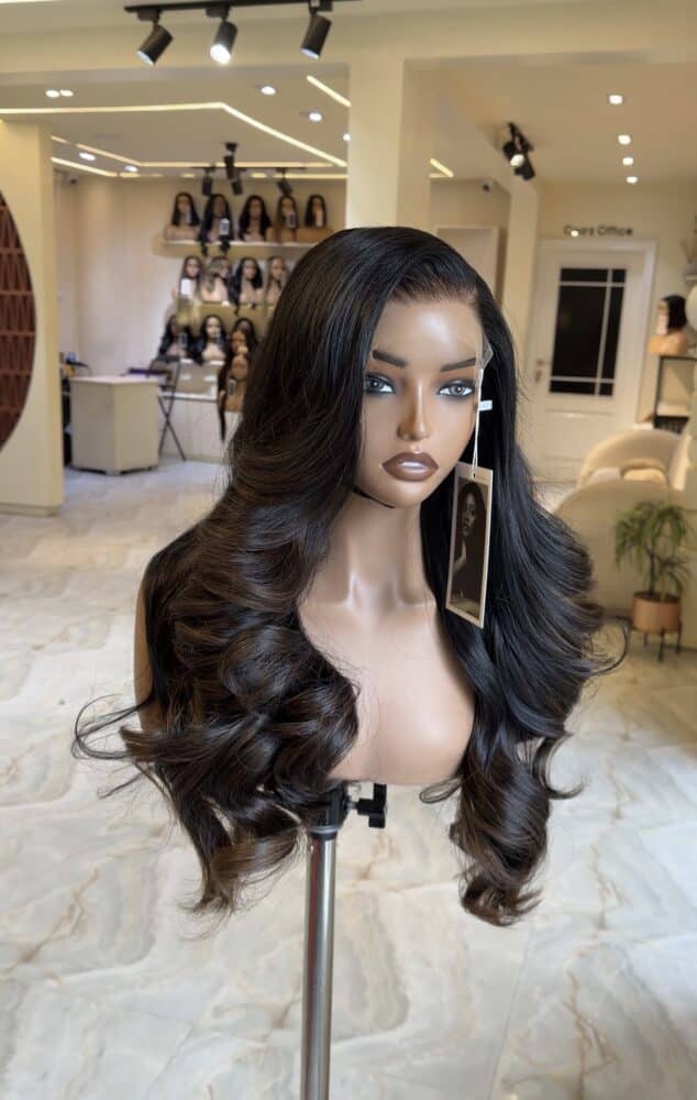 Raw slightly wavy (brown tips)